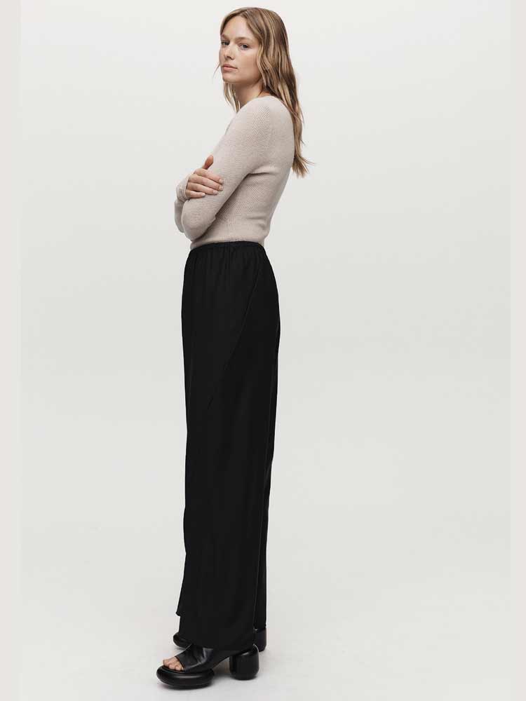 Alicia Pant Black