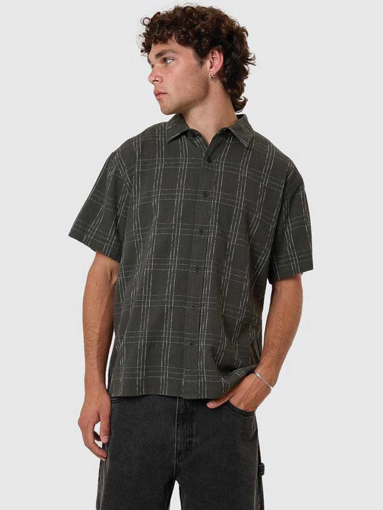 Built To Win Short Sleeve Shirt Oil Green