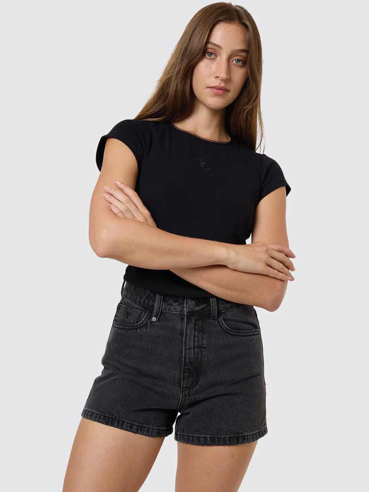 Erica Short Ash Black