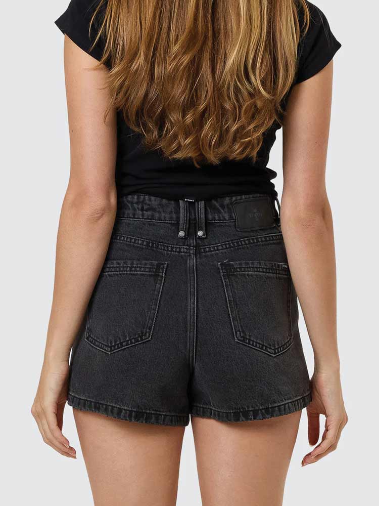 Erica Short Ash Black