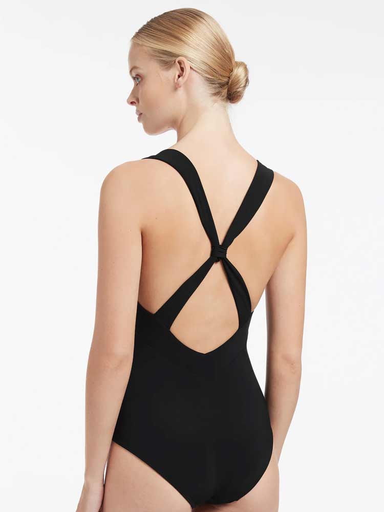 Infinity One Piece Black