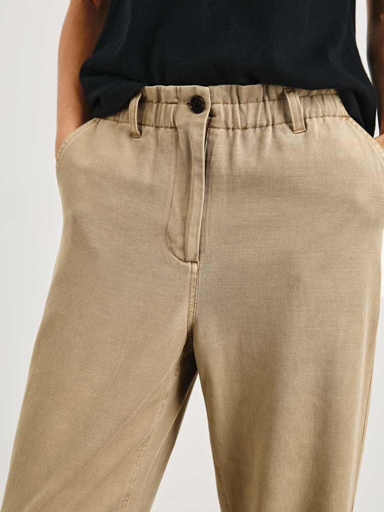 Lira Pant