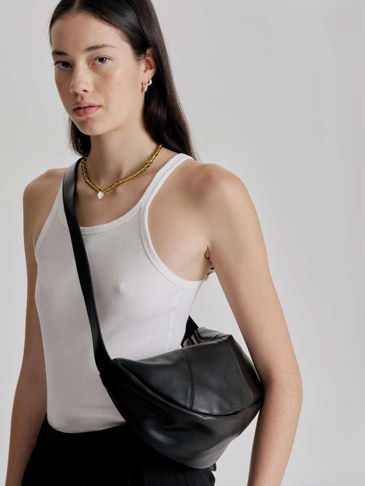 Mischa Crescent Bag Black