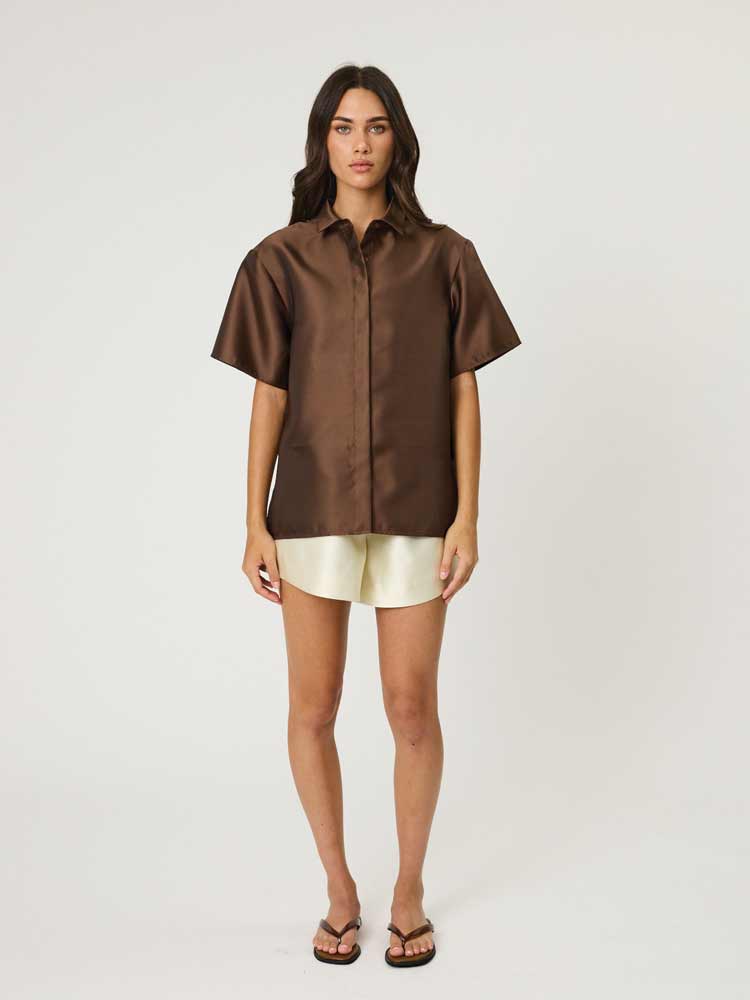 Sutton Shirt Cola